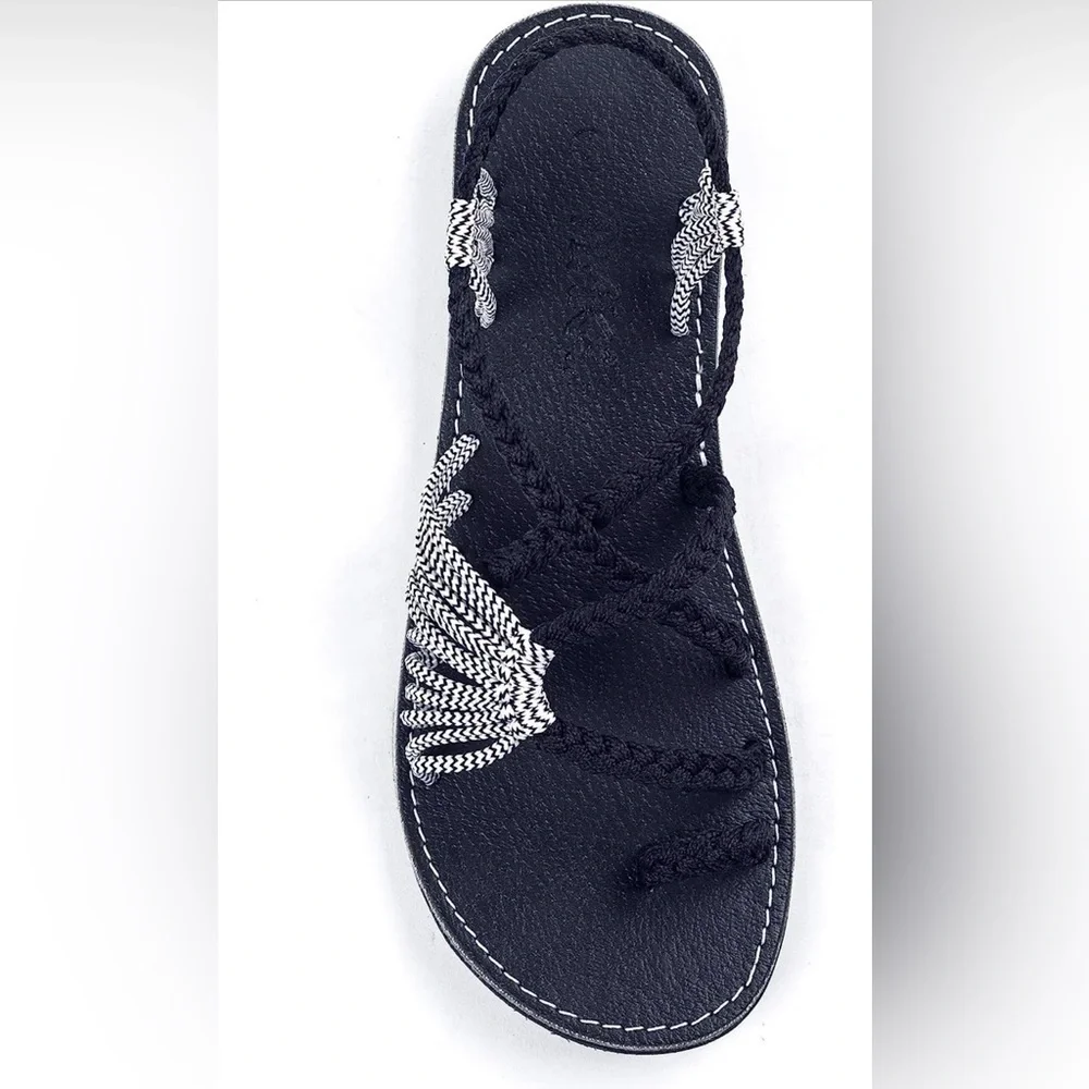NEW Plaka Flat Sandals for Women Palm Leaf Olive 9
